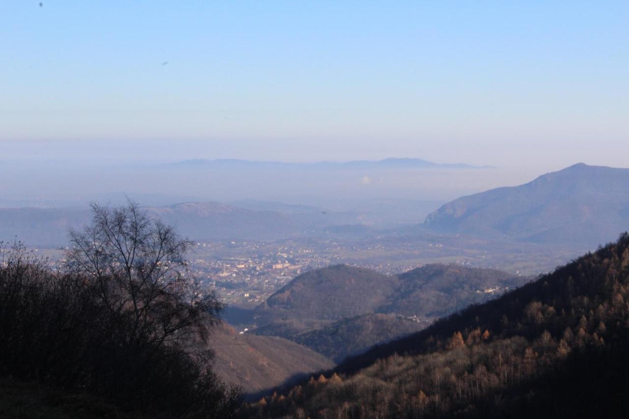 Casetta Gialla Giaveno Bagian luar foto